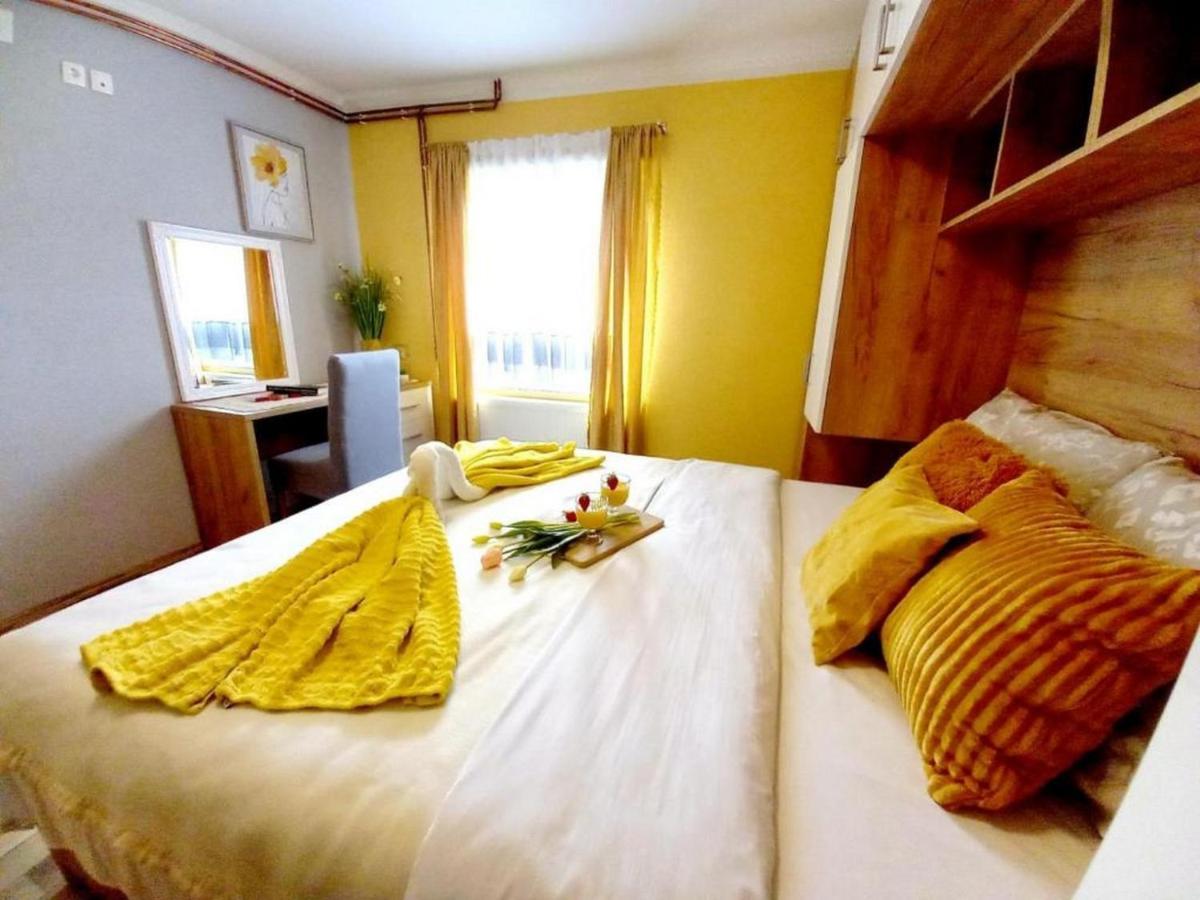 Вилла Matan House Оточац Экстерьер фото